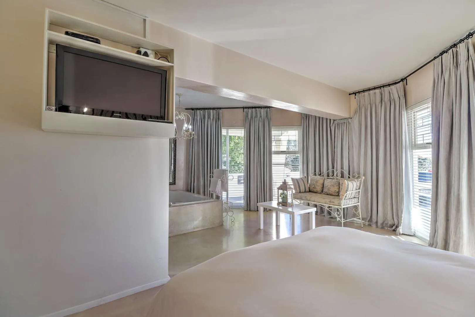 Thyme Wellness Spa And Guesthouse Cape Town Guest house